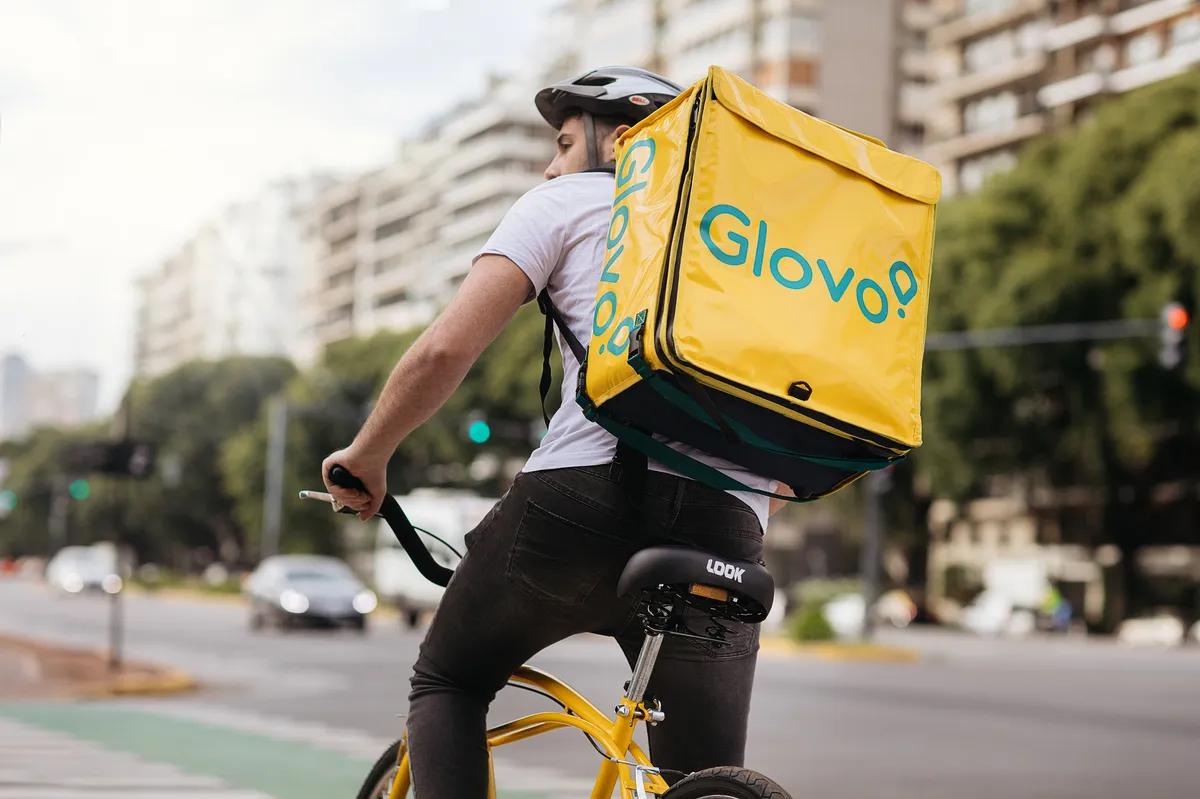 glovo contact